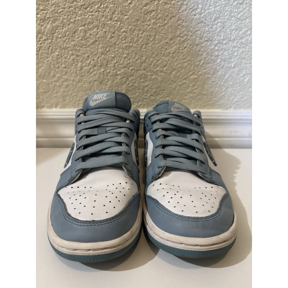 Nike Dunk Low Blue Paisley Women’s Size 8 Excellent Condition